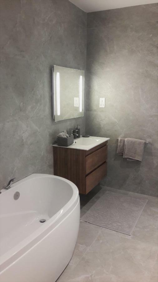 Holiday home Duplex Maisonette With Heated P-pool And Jacuzzi Saint Julian's